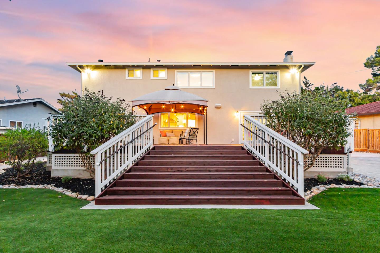 Detail Gallery Image 6 of 8 For 1697 Hyde Dr, Los Gatos,  CA 95032 - 5 Beds | 2/1 Baths