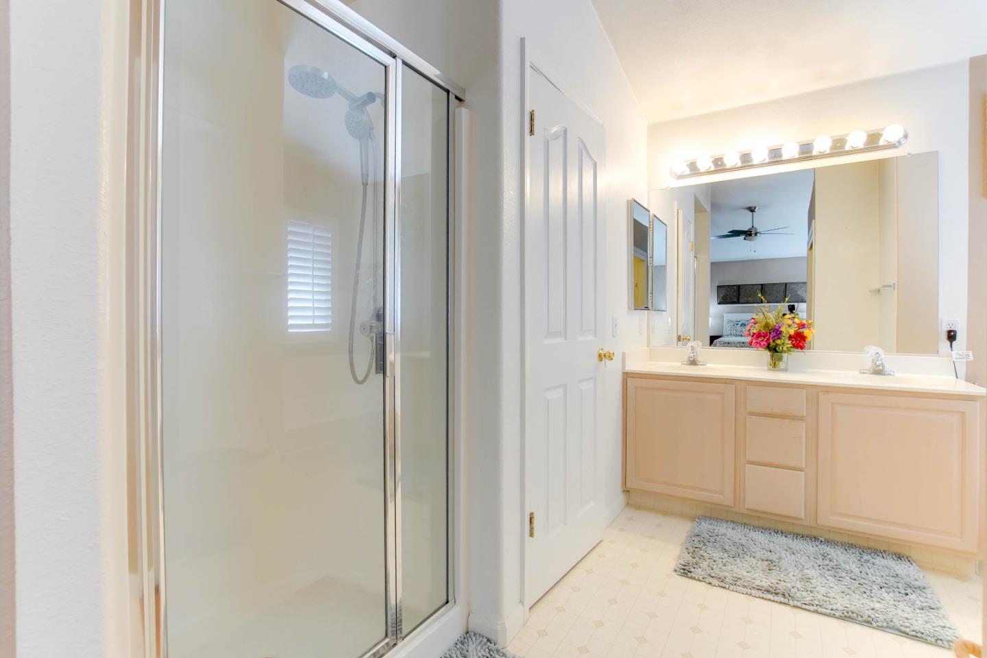 Detail Gallery Image 28 of 49 For 751 La Baig Dr, Hollister,  CA 95023 - 5 Beds | 2 Baths