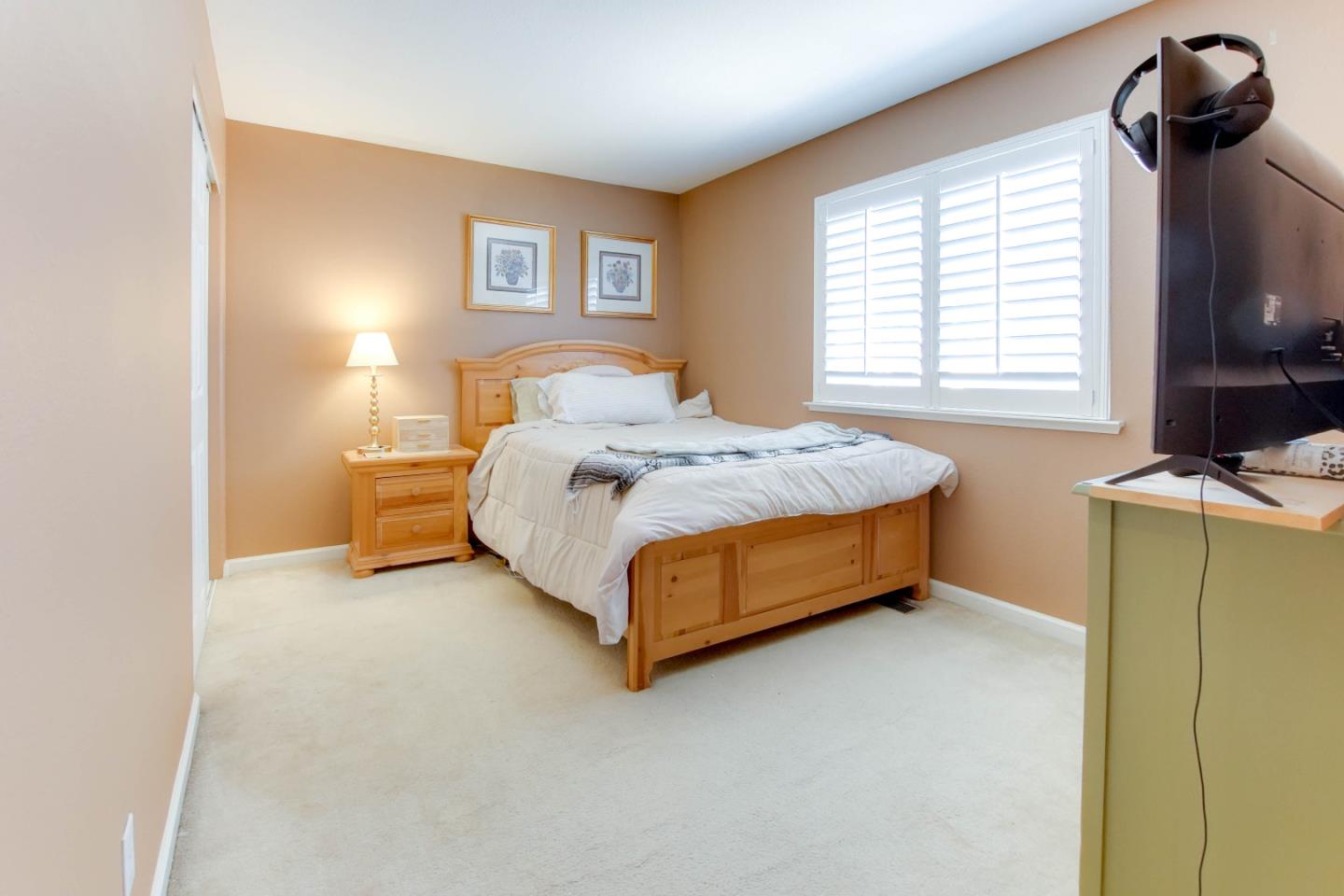 Detail Gallery Image 35 of 49 For 751 La Baig Dr, Hollister,  CA 95023 - 5 Beds | 2 Baths