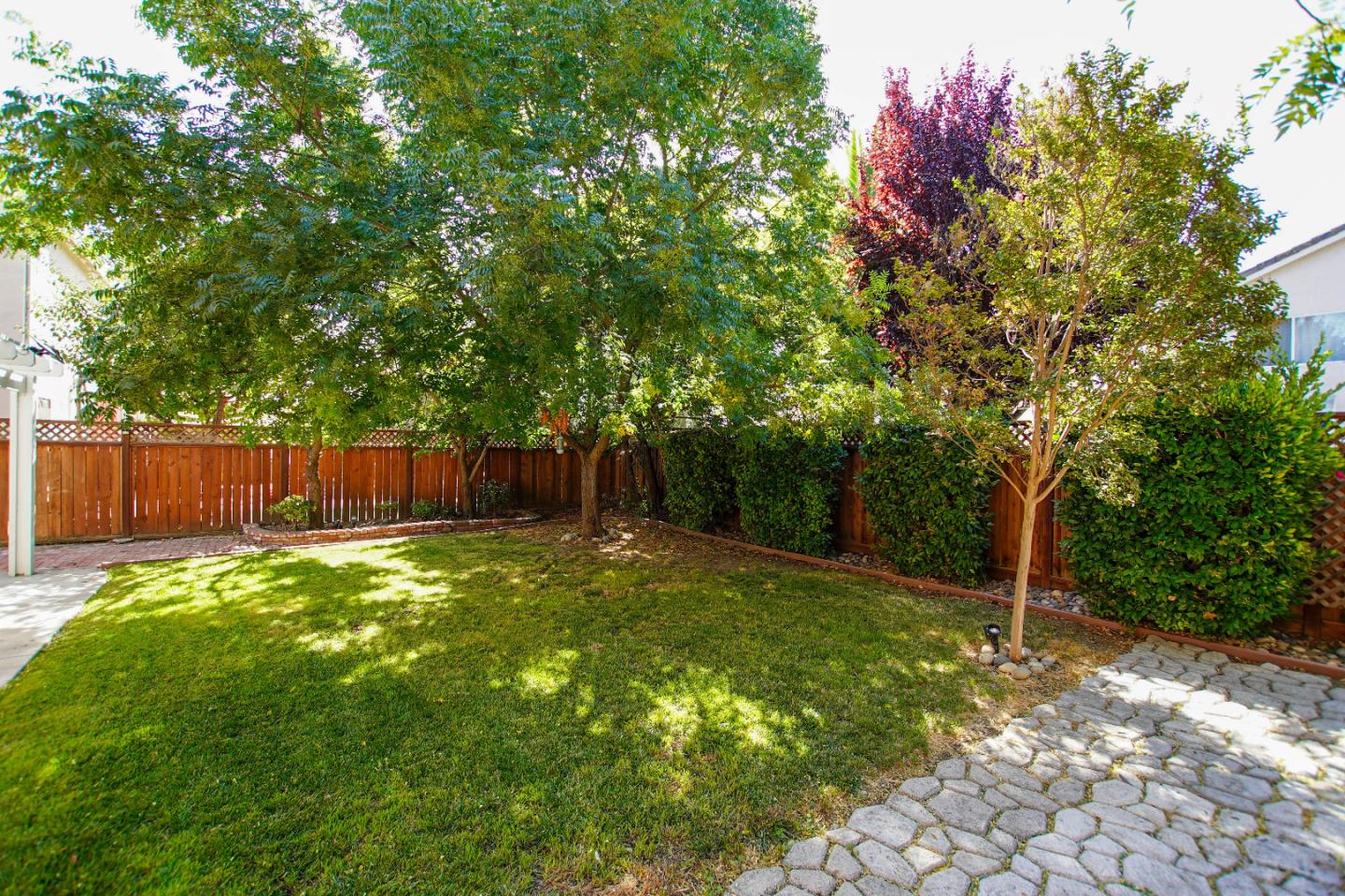 Detail Gallery Image 41 of 49 For 751 La Baig Dr, Hollister,  CA 95023 - 5 Beds | 2 Baths