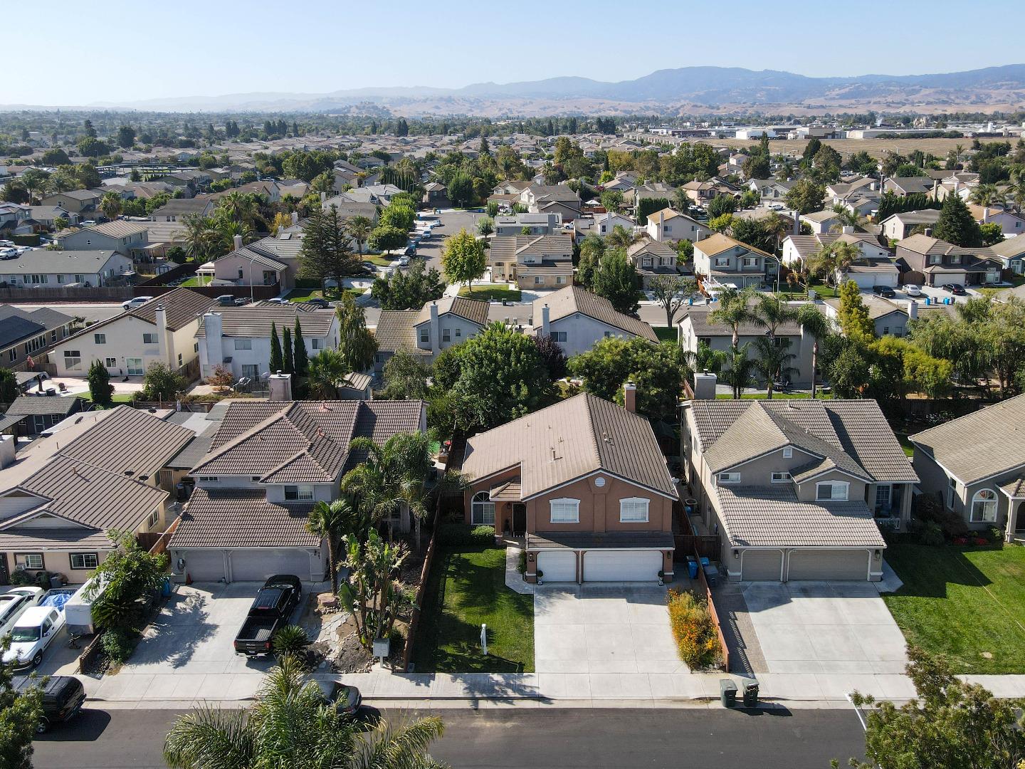 Detail Gallery Image 45 of 49 For 751 La Baig Dr, Hollister,  CA 95023 - 5 Beds | 2 Baths
