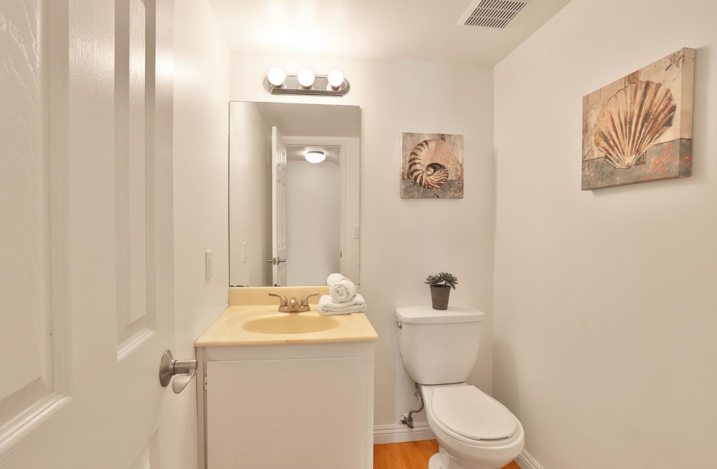 Detail Gallery Image 14 of 34 For 6628 Wildwood Ct, San Jose,  CA 95120 - 3 Beds | 2/1 Baths