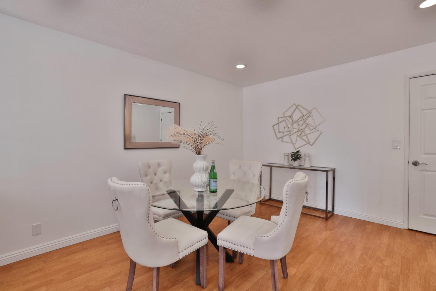 Detail Gallery Image 9 of 34 For 6628 Wildwood Ct, San Jose,  CA 95120 - 3 Beds | 2/1 Baths
