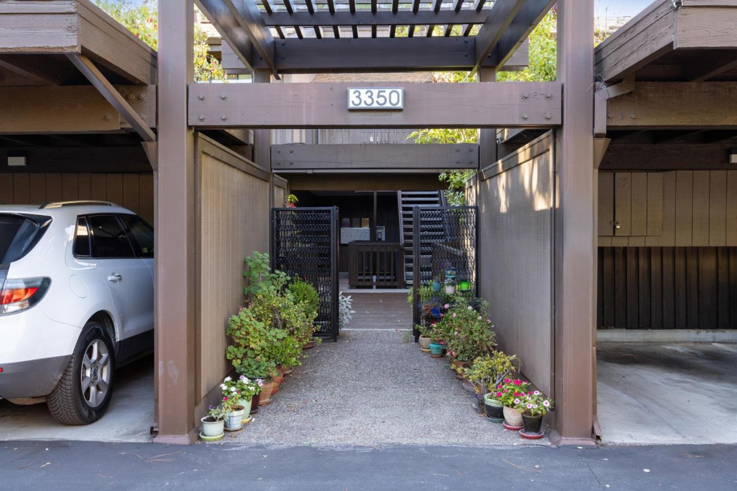 Detail Gallery Image 13 of 13 For 3350 La Mesa Dr #4,  San Carlos,  CA 94070 - 2 Beds | 2 Baths