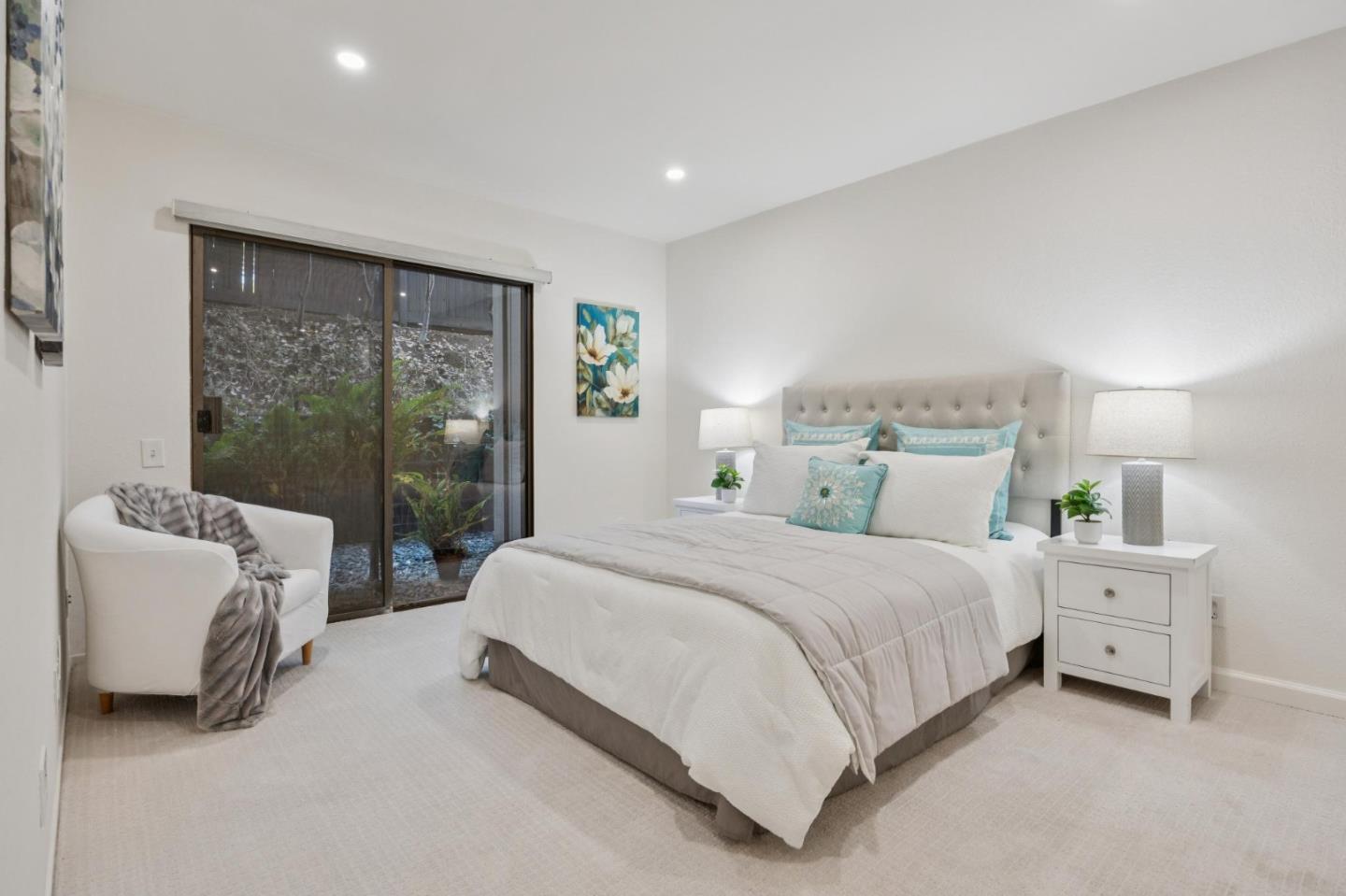 Detail Gallery Image 8 of 13 For 3350 La Mesa Dr #4,  San Carlos,  CA 94070 - 2 Beds | 2 Baths