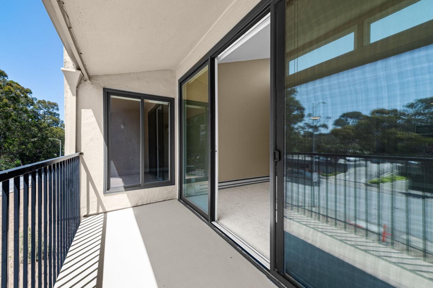 Detail Gallery Image 23 of 39 For 1550 Frontera Way #319,  Millbrae,  CA 94030 - 1 Beds | 1 Baths