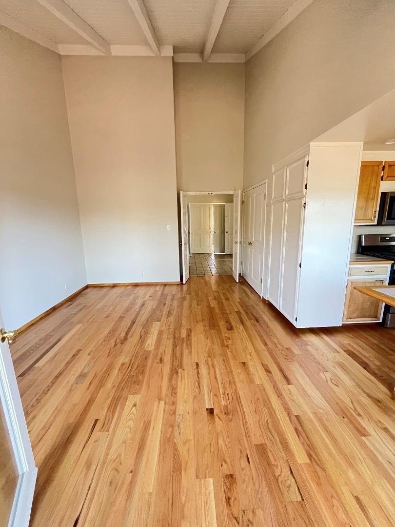 Detail Gallery Image 22 of 32 For 2066 Touraine Ln, Half Moon Bay,  CA 94019 - 3 Beds | 2 Baths