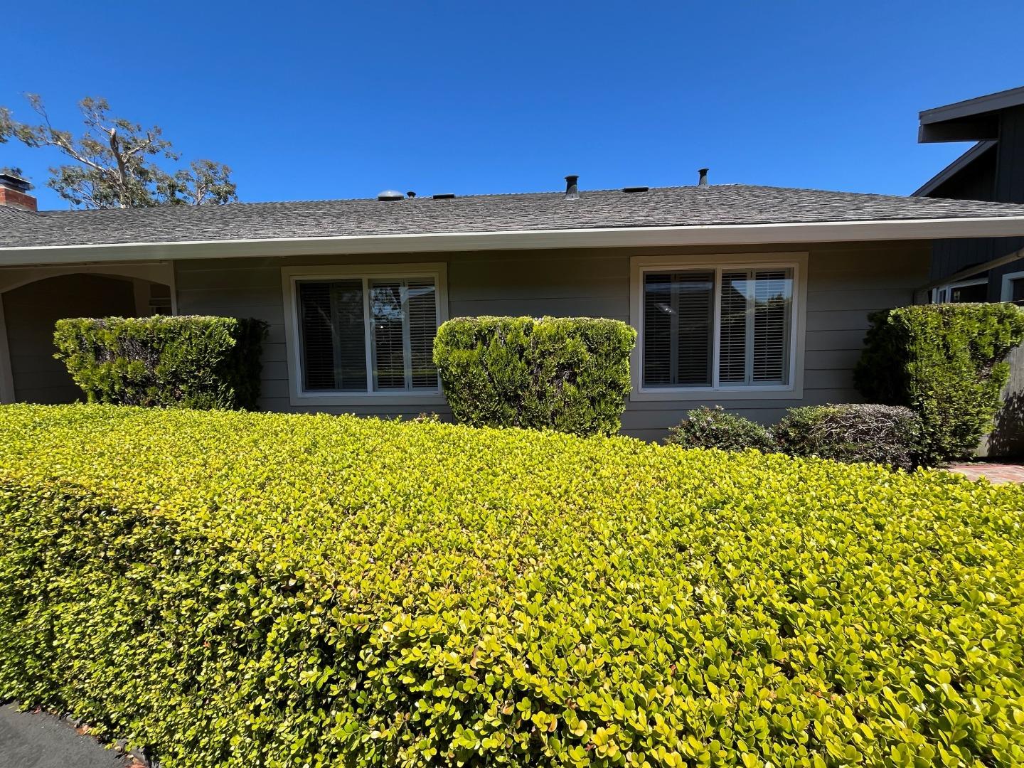 Detail Gallery Image 3 of 32 For 2066 Touraine Ln, Half Moon Bay,  CA 94019 - 3 Beds | 2 Baths