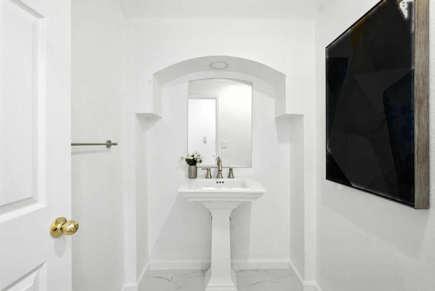 Detail Gallery Image 15 of 57 For 34352 Mulberry Ter, Fremont,  CA 94555 - 4 Beds | 2/1 Baths