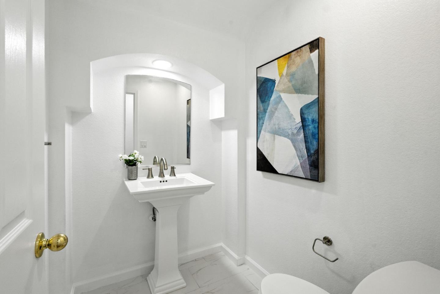 Detail Gallery Image 16 of 57 For 34352 Mulberry Ter, Fremont,  CA 94555 - 4 Beds | 2/1 Baths
