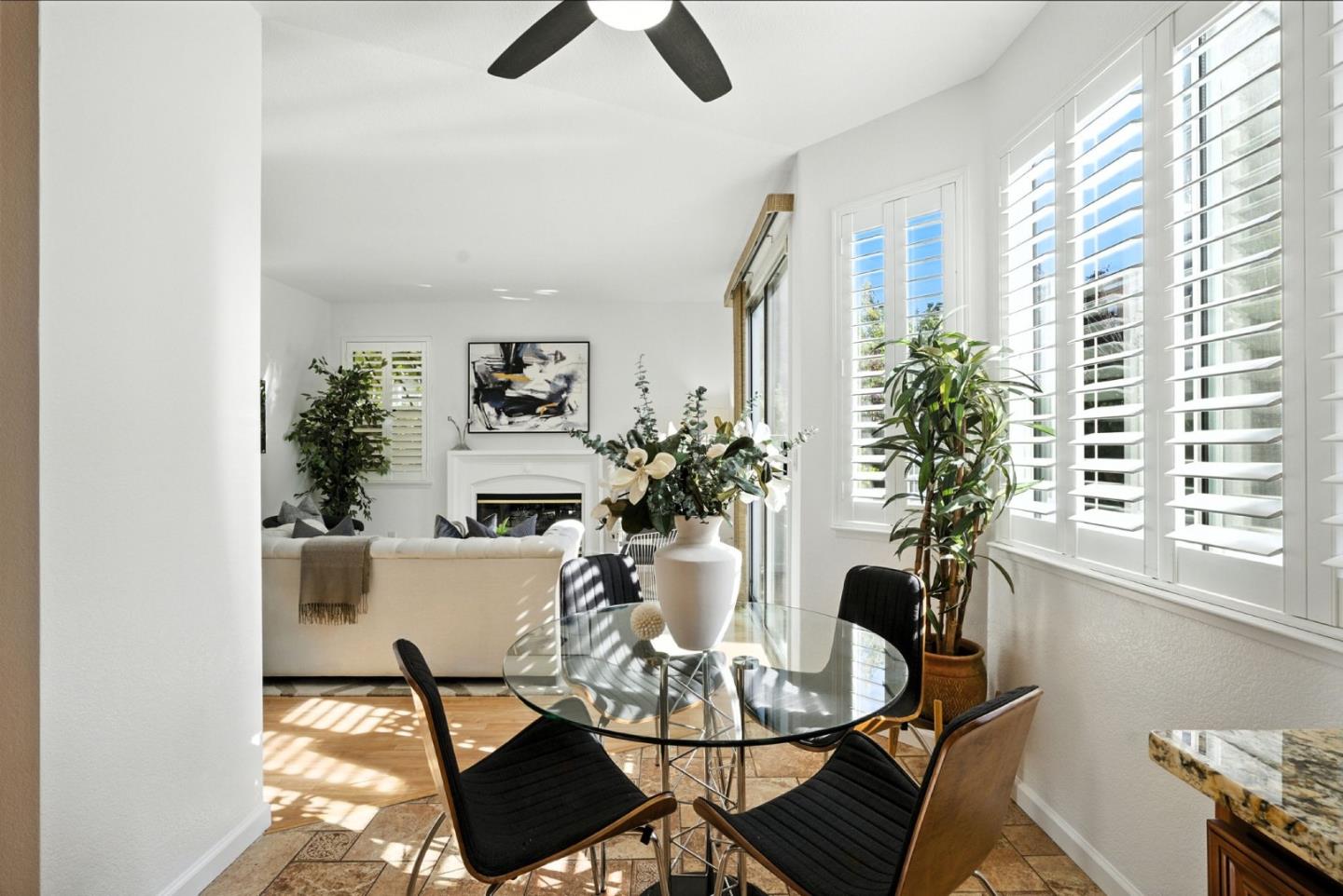 Detail Gallery Image 21 of 57 For 34352 Mulberry Ter, Fremont,  CA 94555 - 4 Beds | 2/1 Baths