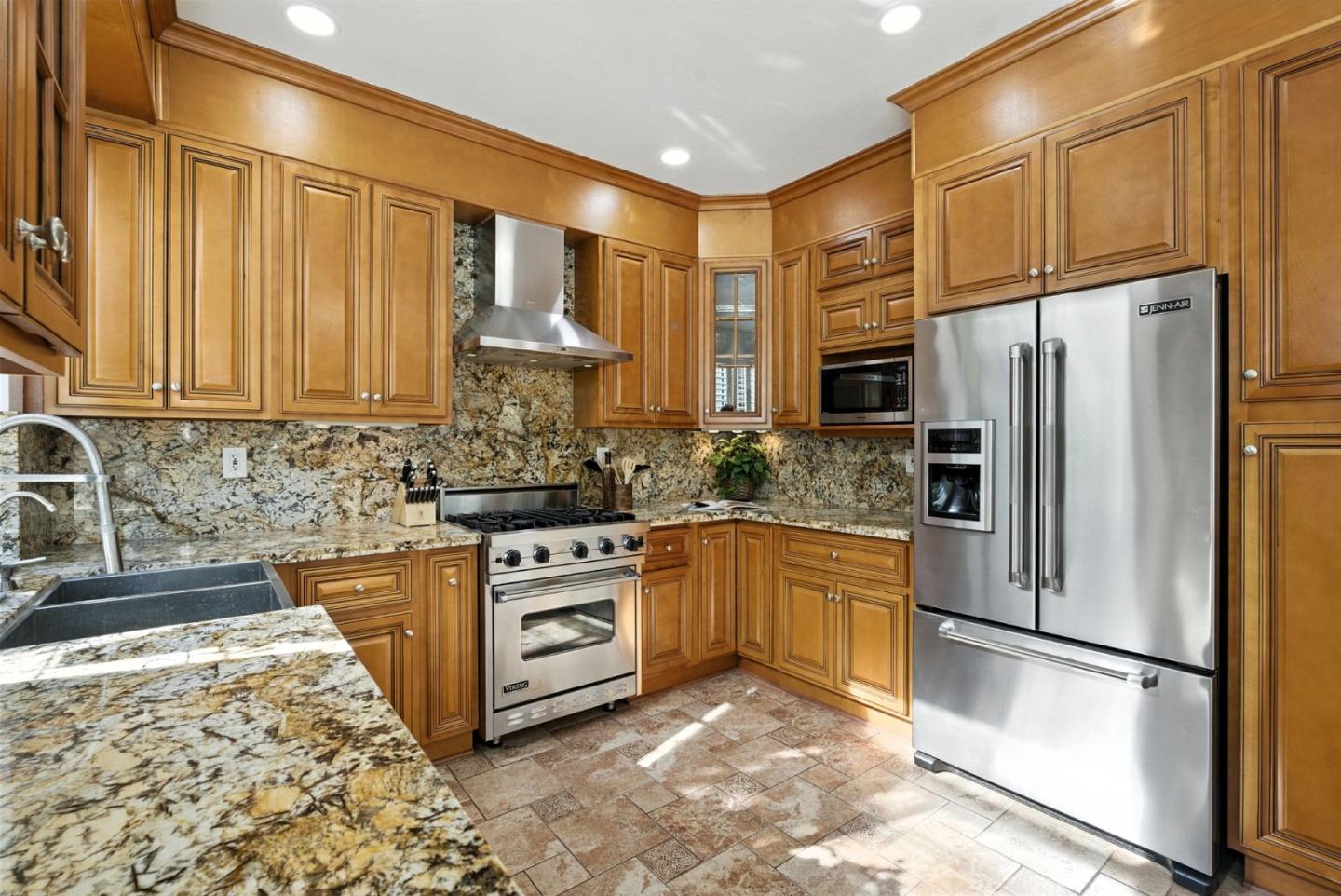 Detail Gallery Image 23 of 57 For 34352 Mulberry Ter, Fremont,  CA 94555 - 4 Beds | 2/1 Baths