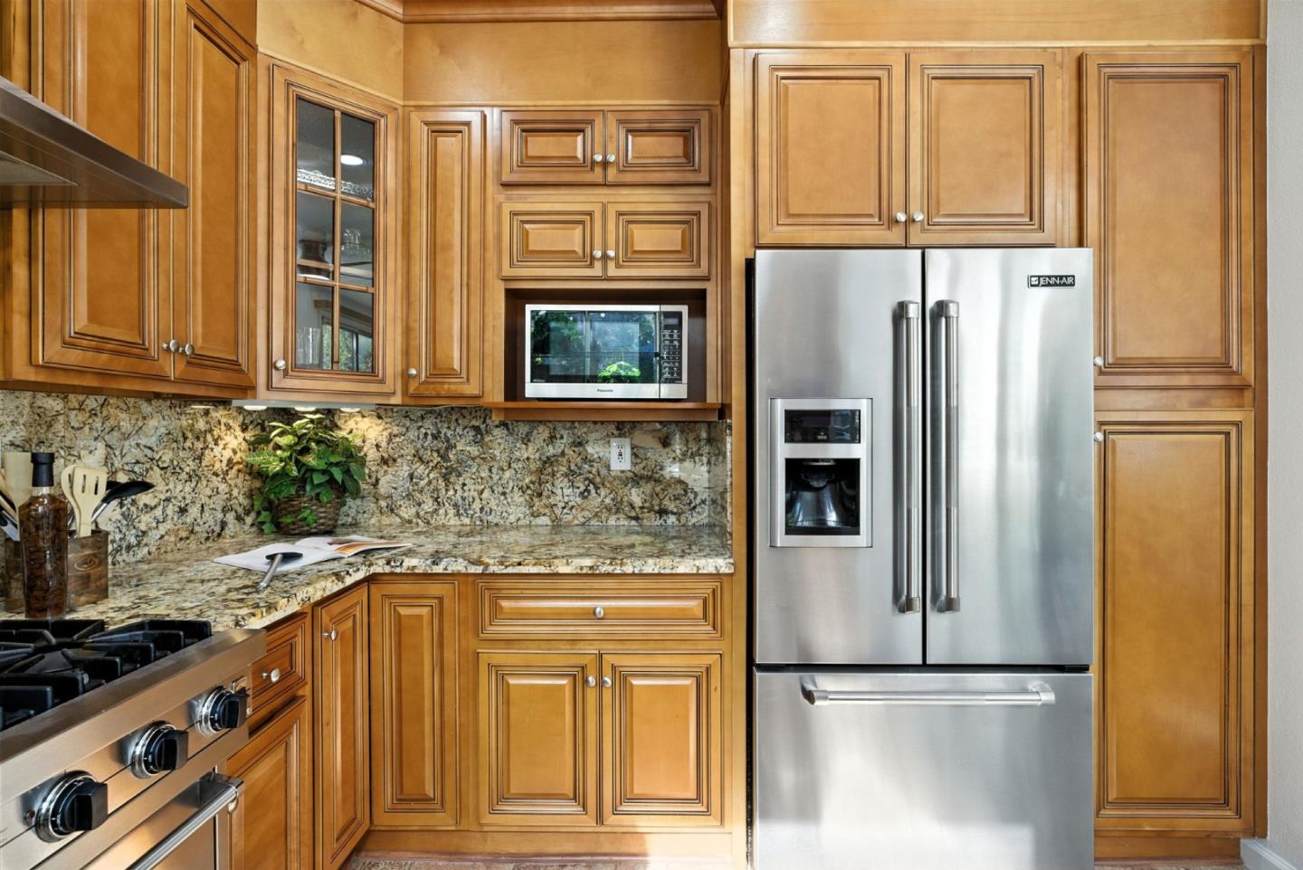 Detail Gallery Image 27 of 57 For 34352 Mulberry Ter, Fremont,  CA 94555 - 4 Beds | 2/1 Baths