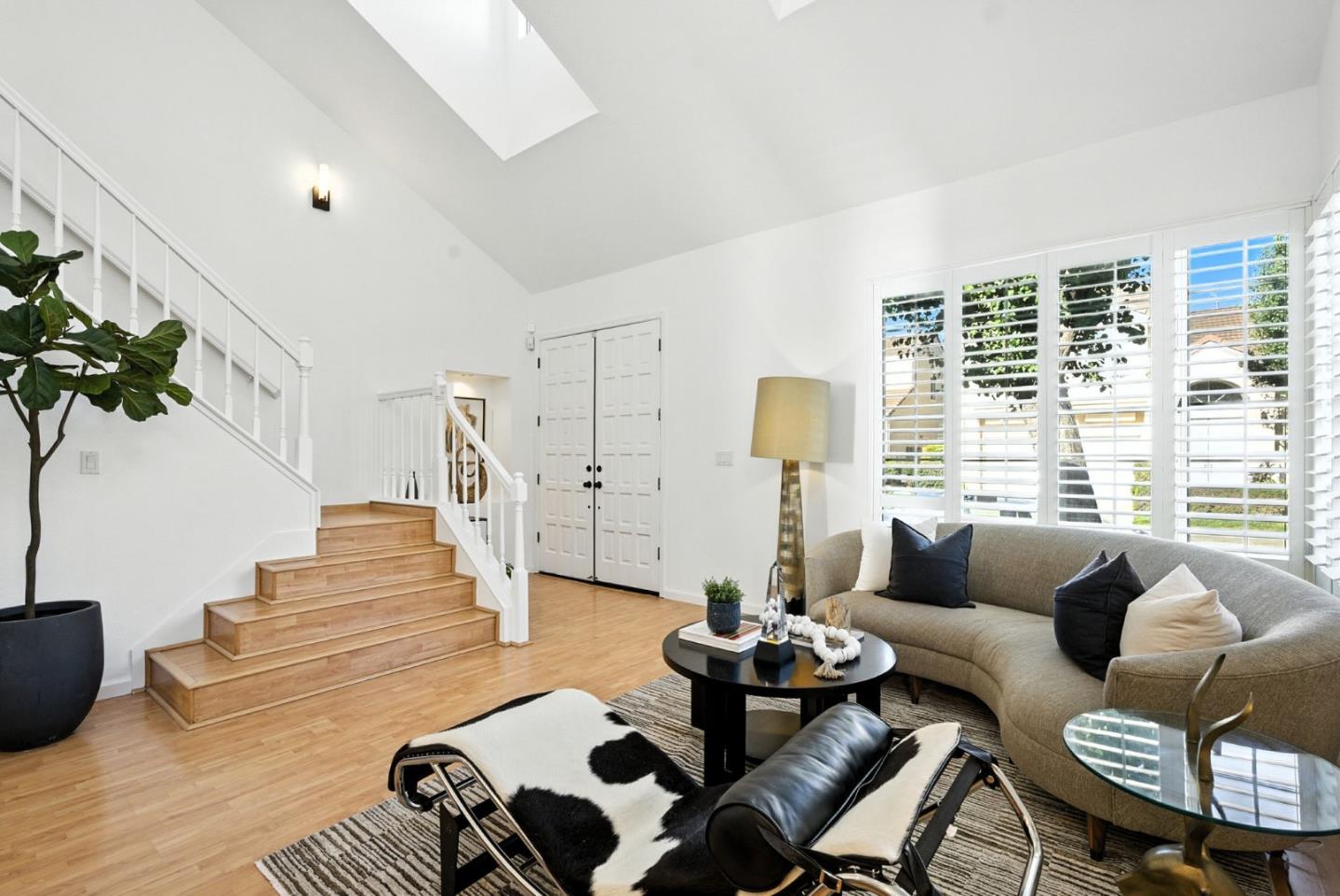 Detail Gallery Image 4 of 57 For 34352 Mulberry Ter, Fremont,  CA 94555 - 4 Beds | 2/1 Baths