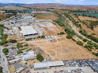 Detail Gallery Image 8 of 10 For 2200 San Juan Rd, Hollister,  CA 95023 - – Beds | – Baths