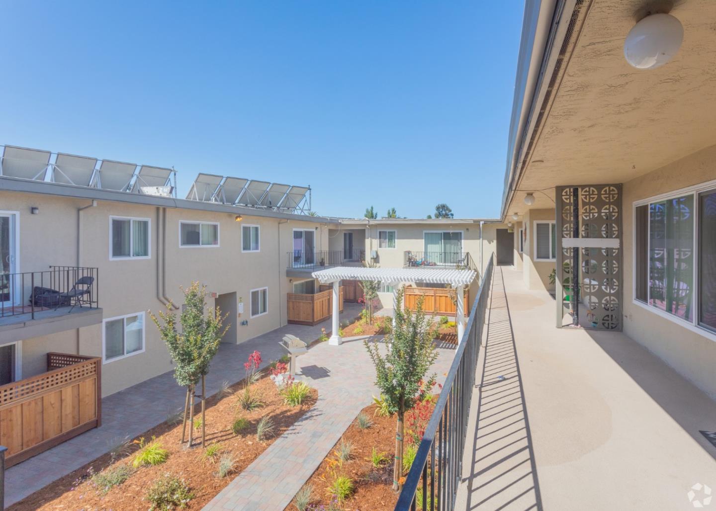 Detail Gallery Image 13 of 21 For 2736 Marina Blvd, San Leandro,  CA 94577 - – Beds | – Baths