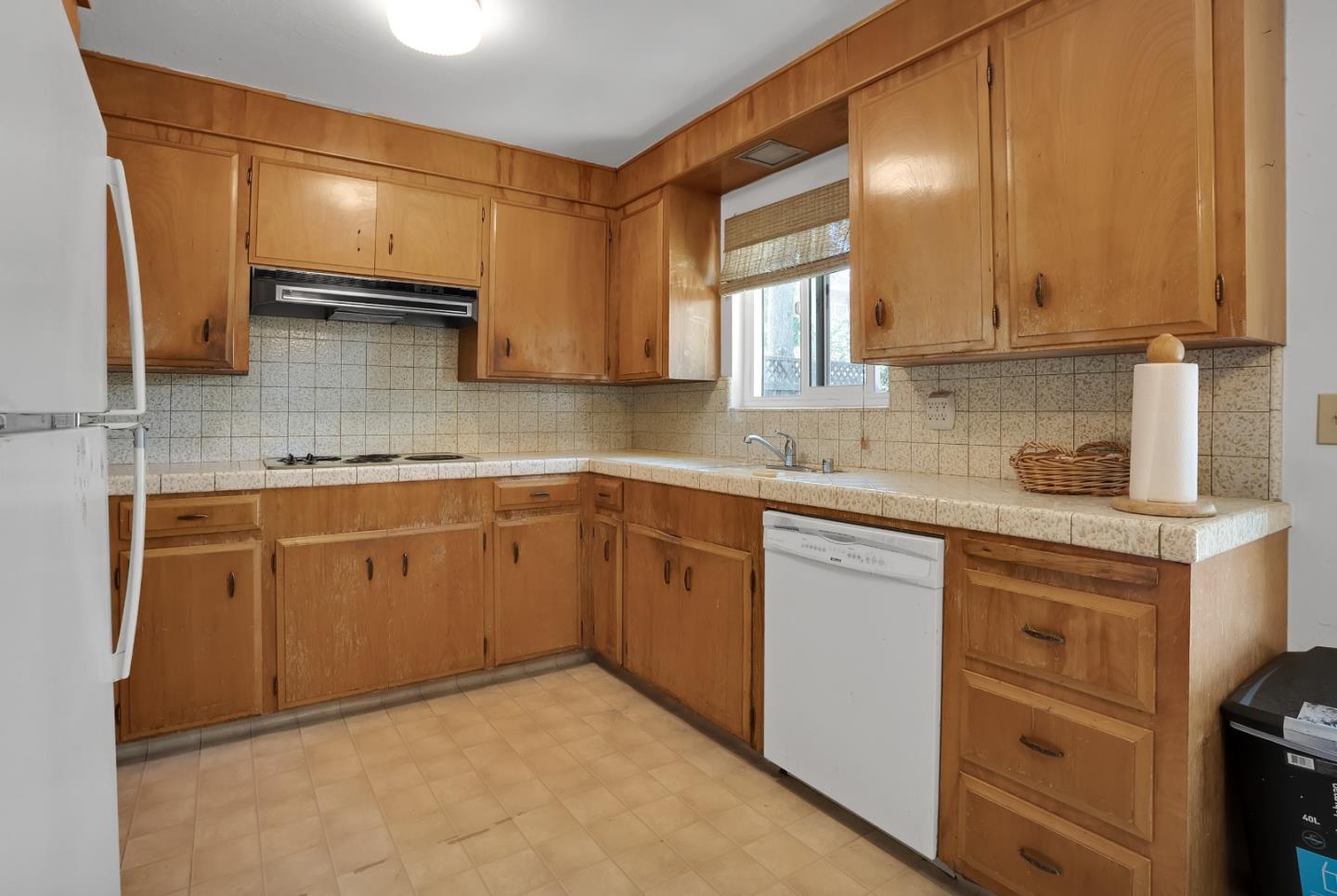 Detail Gallery Image 23 of 53 For 1754-1756 Plaza Ct, Mountain View,  CA 94040 - – Beds | – Baths