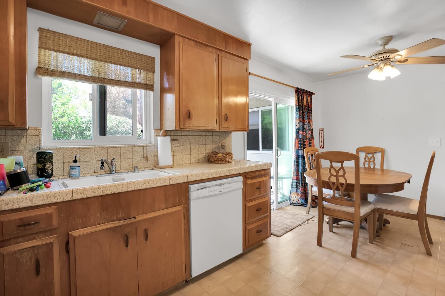 Detail Gallery Image 25 of 53 For 1754-1756 Plaza Ct, Mountain View,  CA 94040 - – Beds | – Baths