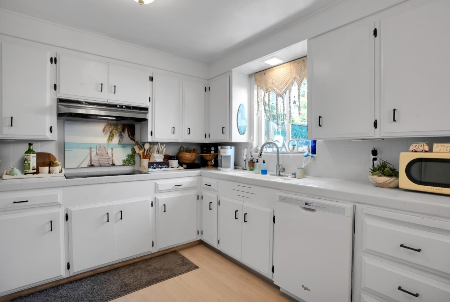 Detail Gallery Image 39 of 53 For 1754-1756 Plaza Ct, Mountain View,  CA 94040 - – Beds | – Baths
