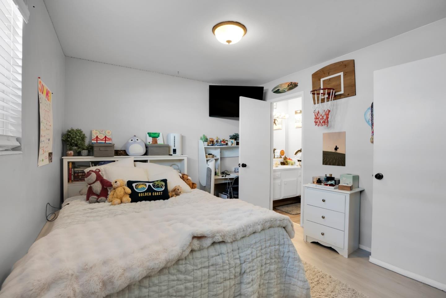 Detail Gallery Image 49 of 53 For 1754-1756 Plaza Ct, Mountain View,  CA 94040 - – Beds | – Baths