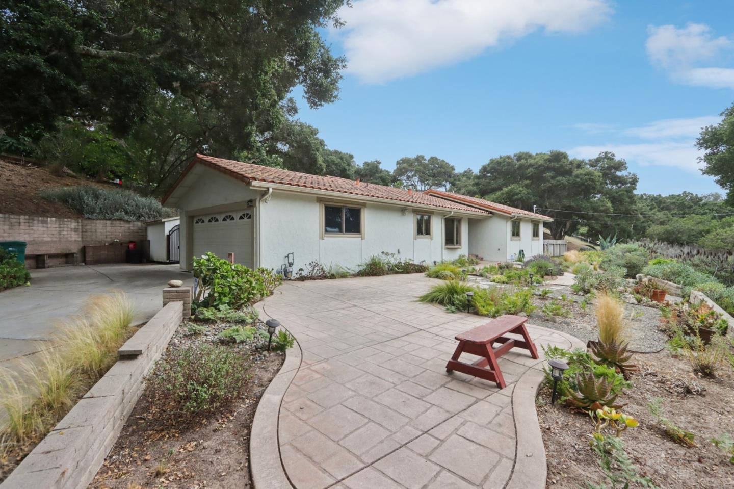 Detail Gallery Image 1 of 32 For 17848 Berta Canyon Rd, Salinas,  CA 93907 - 3 Beds | 2 Baths