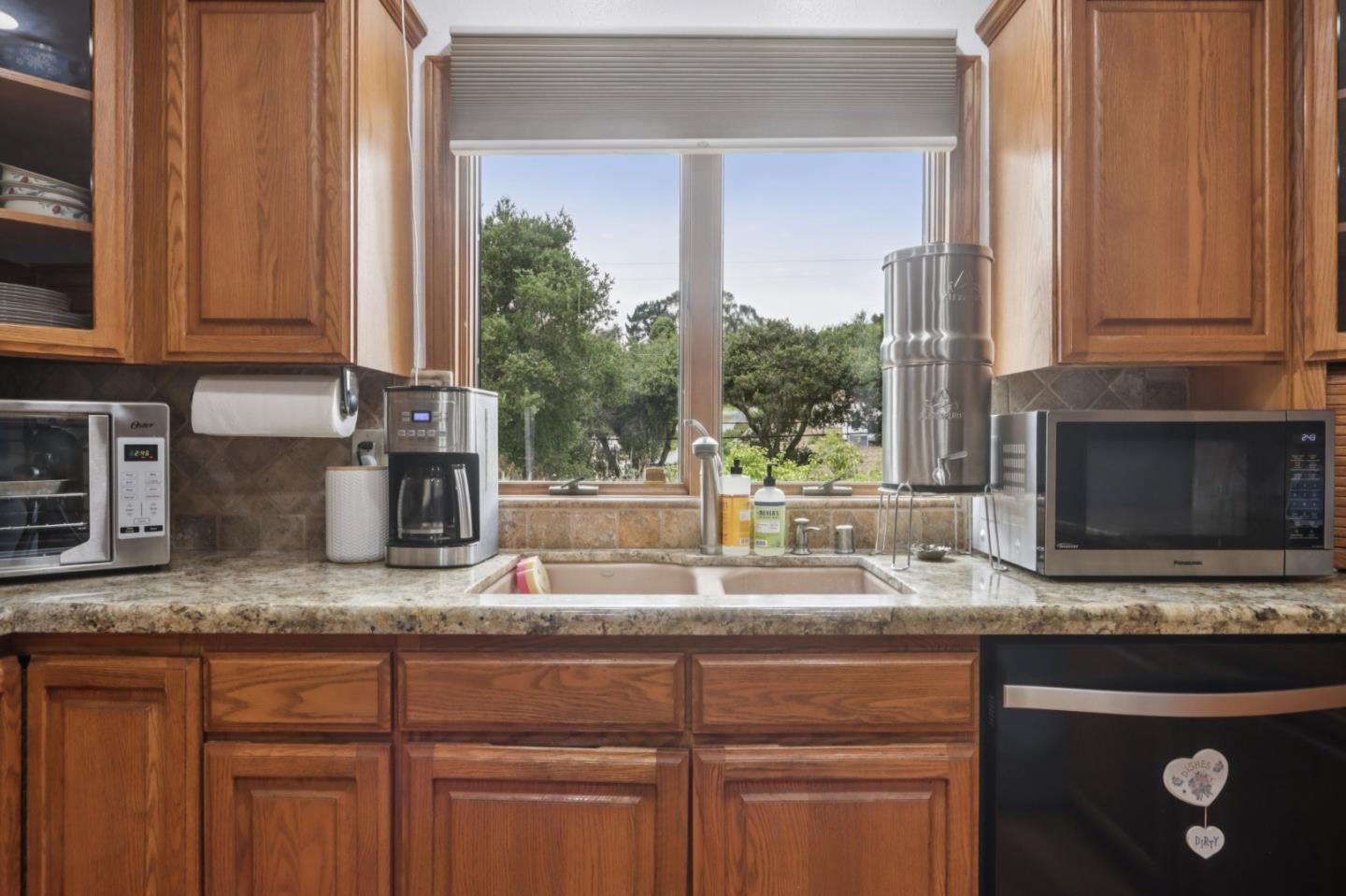 Detail Gallery Image 7 of 32 For 17848 Berta Canyon Rd, Salinas,  CA 93907 - 3 Beds | 2 Baths