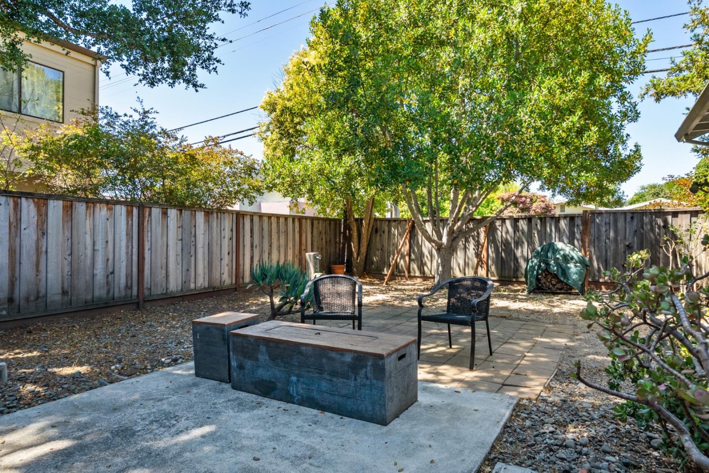 Detail Gallery Image 21 of 25 For 2010 Sequoia Dr, Santa Cruz,  CA 95065 - 3 Beds | 2 Baths