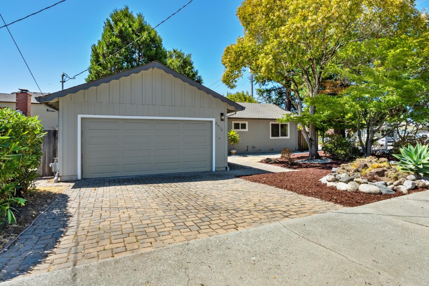 Detail Gallery Image 24 of 25 For 2010 Sequoia Dr, Santa Cruz,  CA 95065 - 3 Beds | 2 Baths