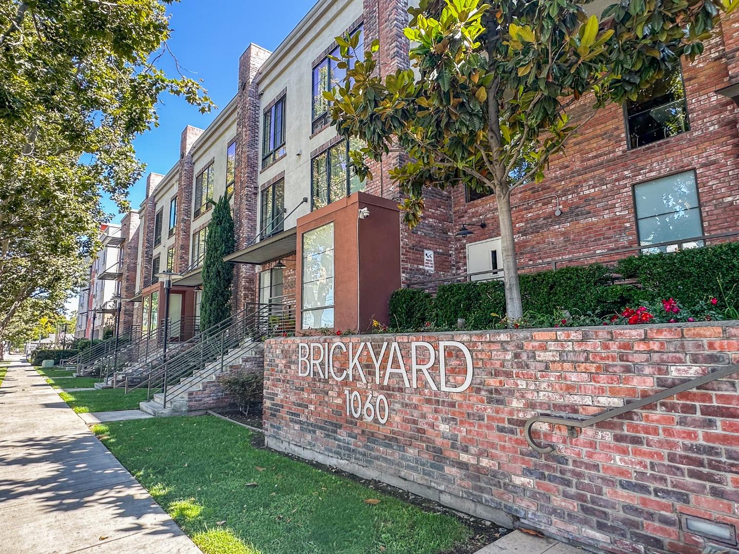 Detail Gallery Image 1 of 22 For 1060 S 3rd St #344,  San Jose,  CA 95112 - 1 Beds | 1 Baths