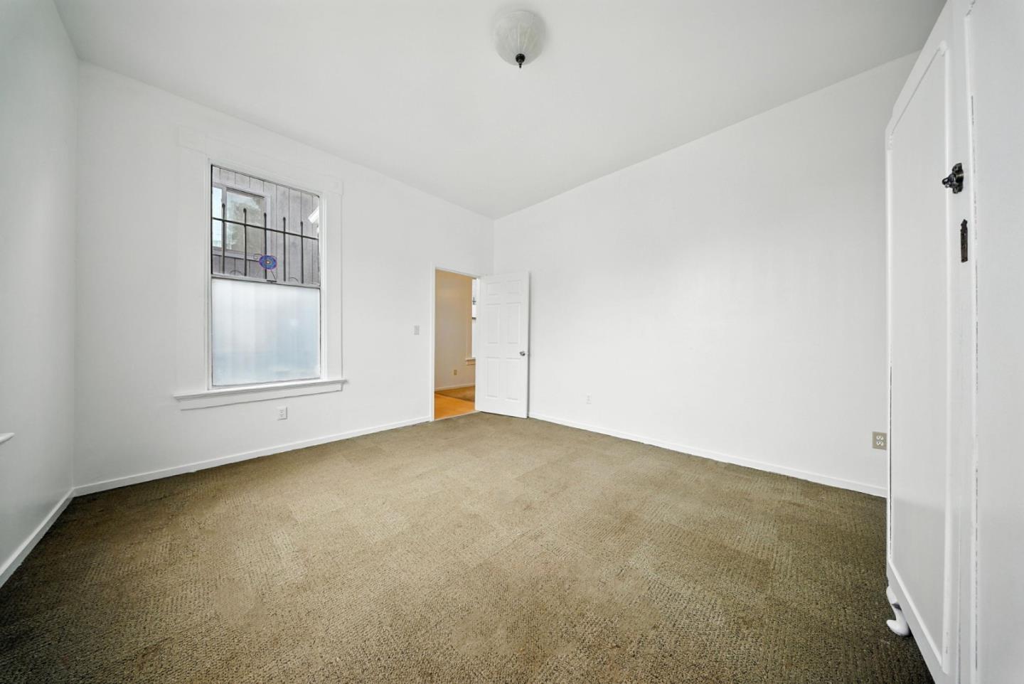 Detail Gallery Image 12 of 34 For 943 26th St, Oakland,  CA 94607 - 1 Beds | 1 Baths