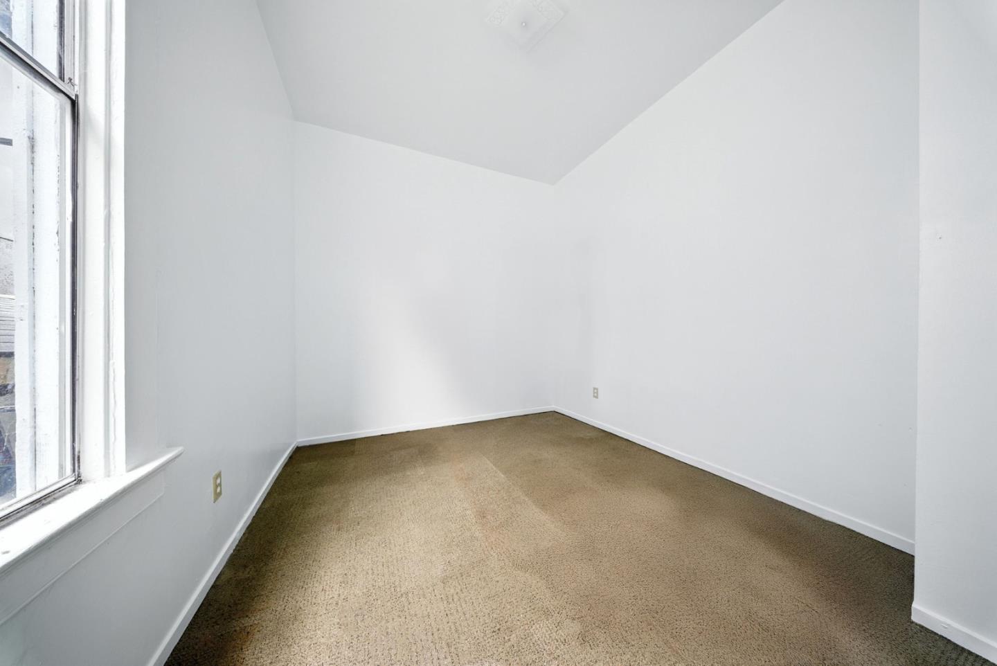 Detail Gallery Image 21 of 34 For 943 26th St, Oakland,  CA 94607 - 1 Beds | 1 Baths