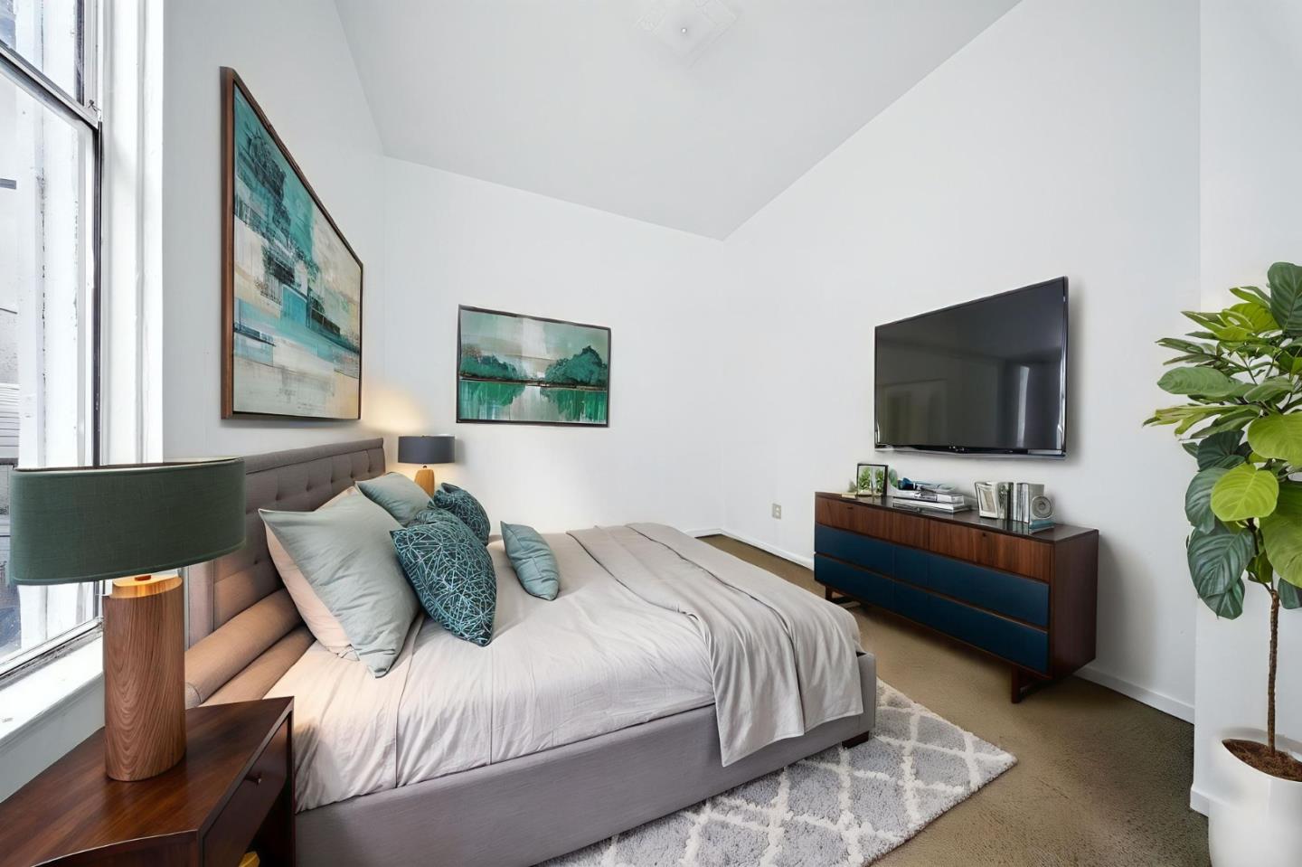 Detail Gallery Image 6 of 34 For 943 26th St, Oakland,  CA 94607 - 1 Beds | 1 Baths