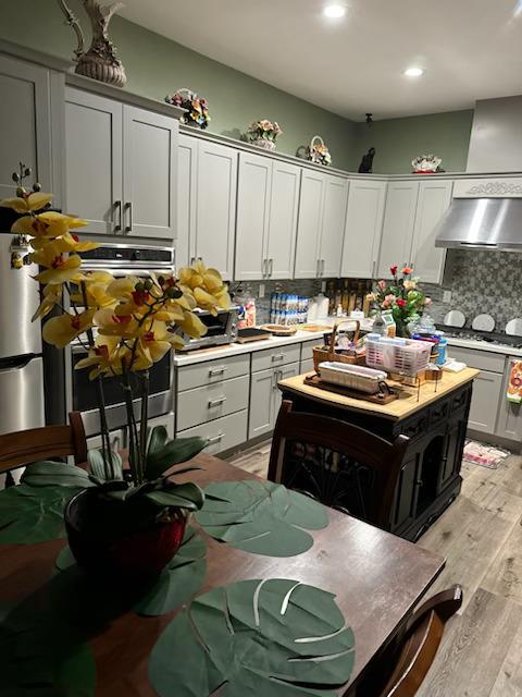 Detail Gallery Image 7 of 12 For 15 Twain Cir, Salinas,  CA 93906 - 3 Beds | 2 Baths