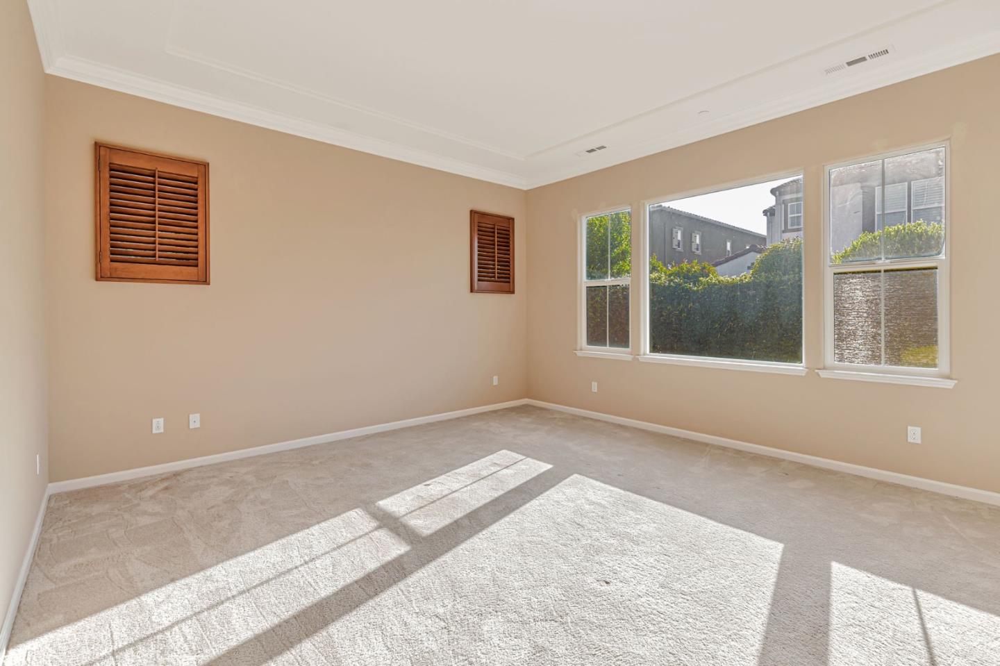 Detail Gallery Image 15 of 56 For 7691 Strath Pl, Gilroy,  CA 95020 - 4 Beds | 3 Baths