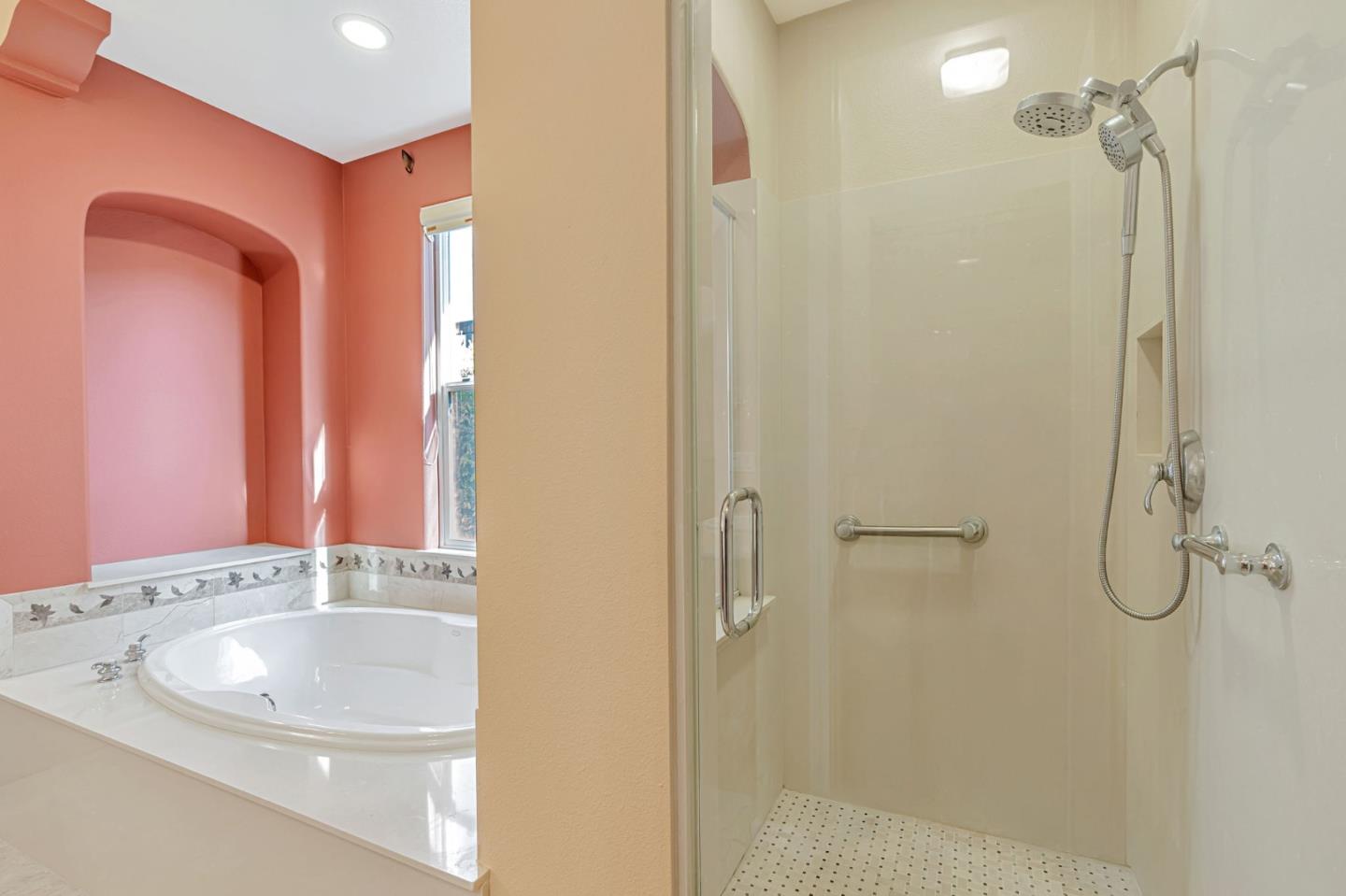 Detail Gallery Image 21 of 56 For 7691 Strath Pl, Gilroy,  CA 95020 - 4 Beds | 3 Baths