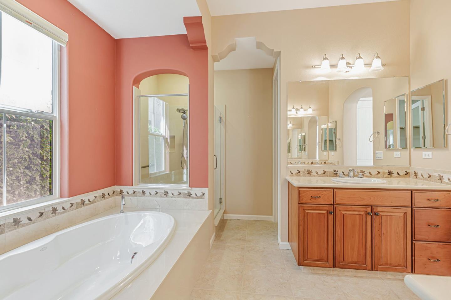 Detail Gallery Image 22 of 56 For 7691 Strath Pl, Gilroy,  CA 95020 - 4 Beds | 3 Baths