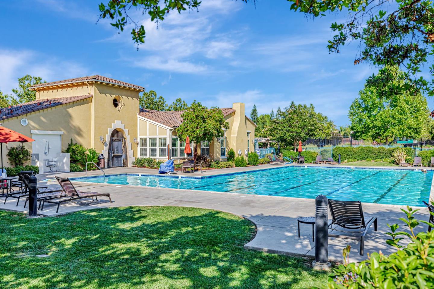 Detail Gallery Image 40 of 56 For 7691 Strath Pl, Gilroy,  CA 95020 - 4 Beds | 3 Baths