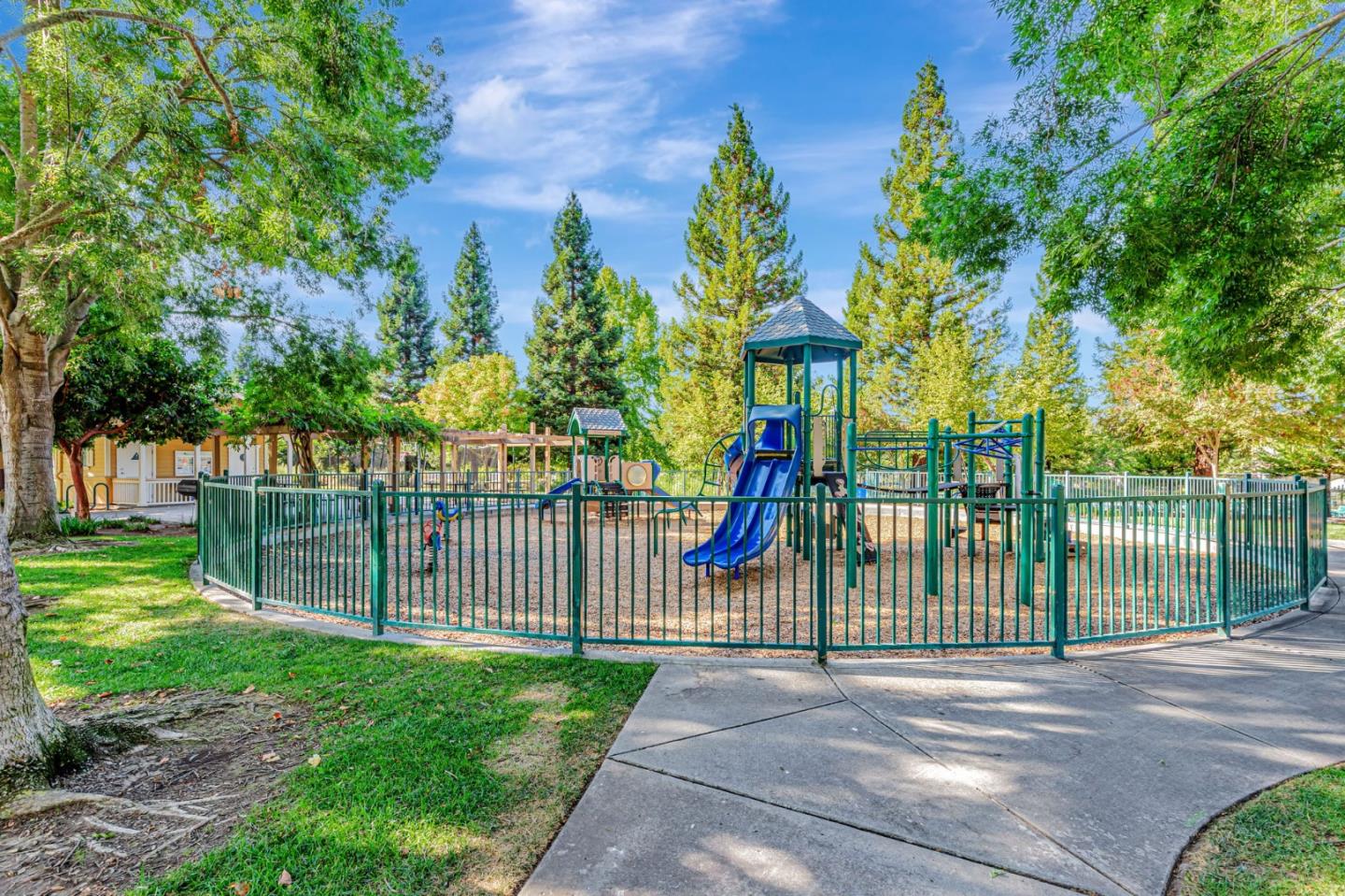 Detail Gallery Image 47 of 56 For 7691 Strath Pl, Gilroy,  CA 95020 - 4 Beds | 3 Baths