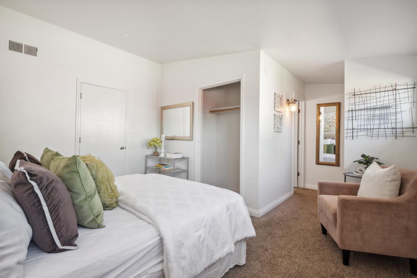 Detail Gallery Image 9 of 22 For 27650 La Porte Ave, Hayward,  CA 94545 - 3 Beds | 2 Baths