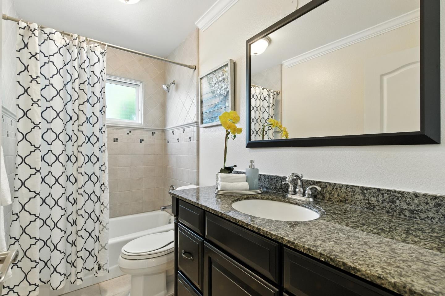 Detail Gallery Image 23 of 41 For 1932 Harris Ave, San Jose,  CA 95124 - 4 Beds | 3 Baths