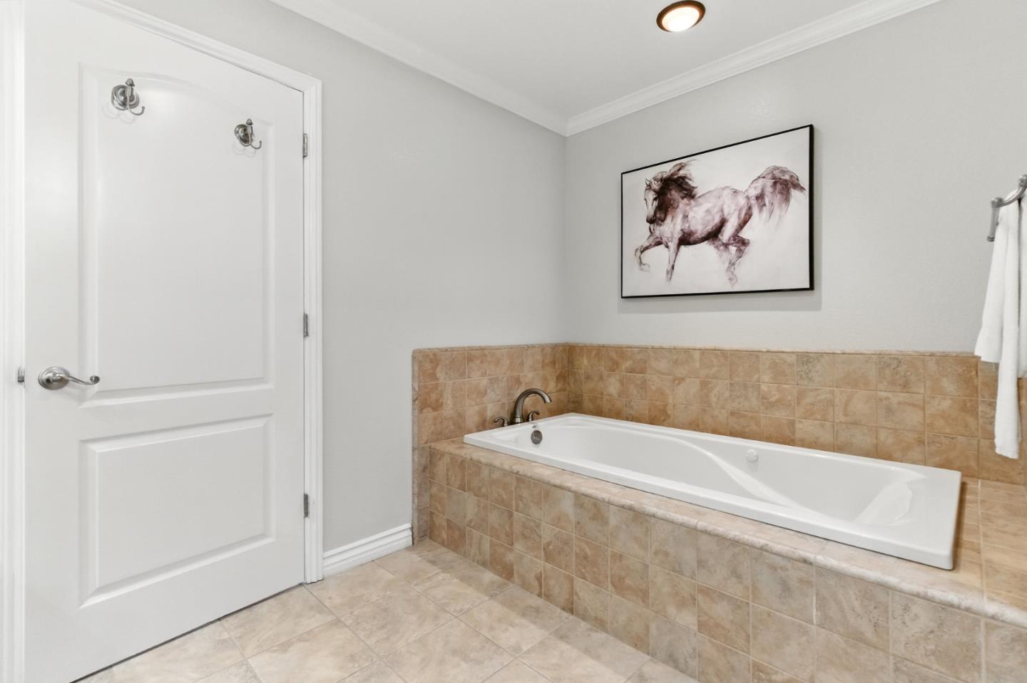 Detail Gallery Image 25 of 41 For 1932 Harris Ave, San Jose,  CA 95124 - 4 Beds | 3 Baths