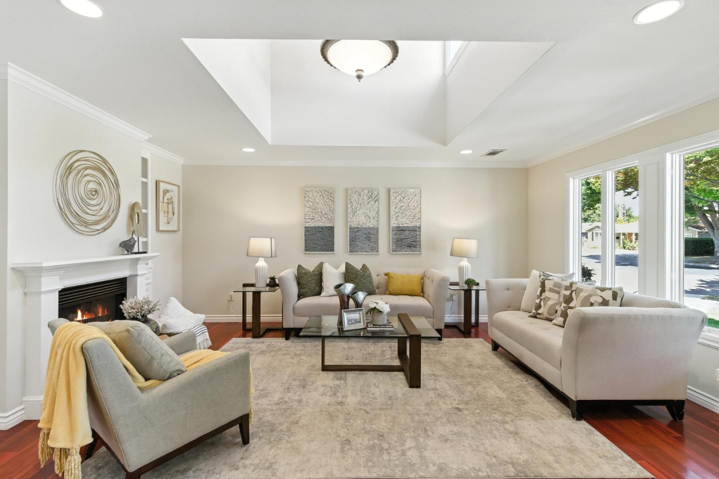 Detail Gallery Image 5 of 41 For 1932 Harris Ave, San Jose,  CA 95124 - 4 Beds | 3 Baths