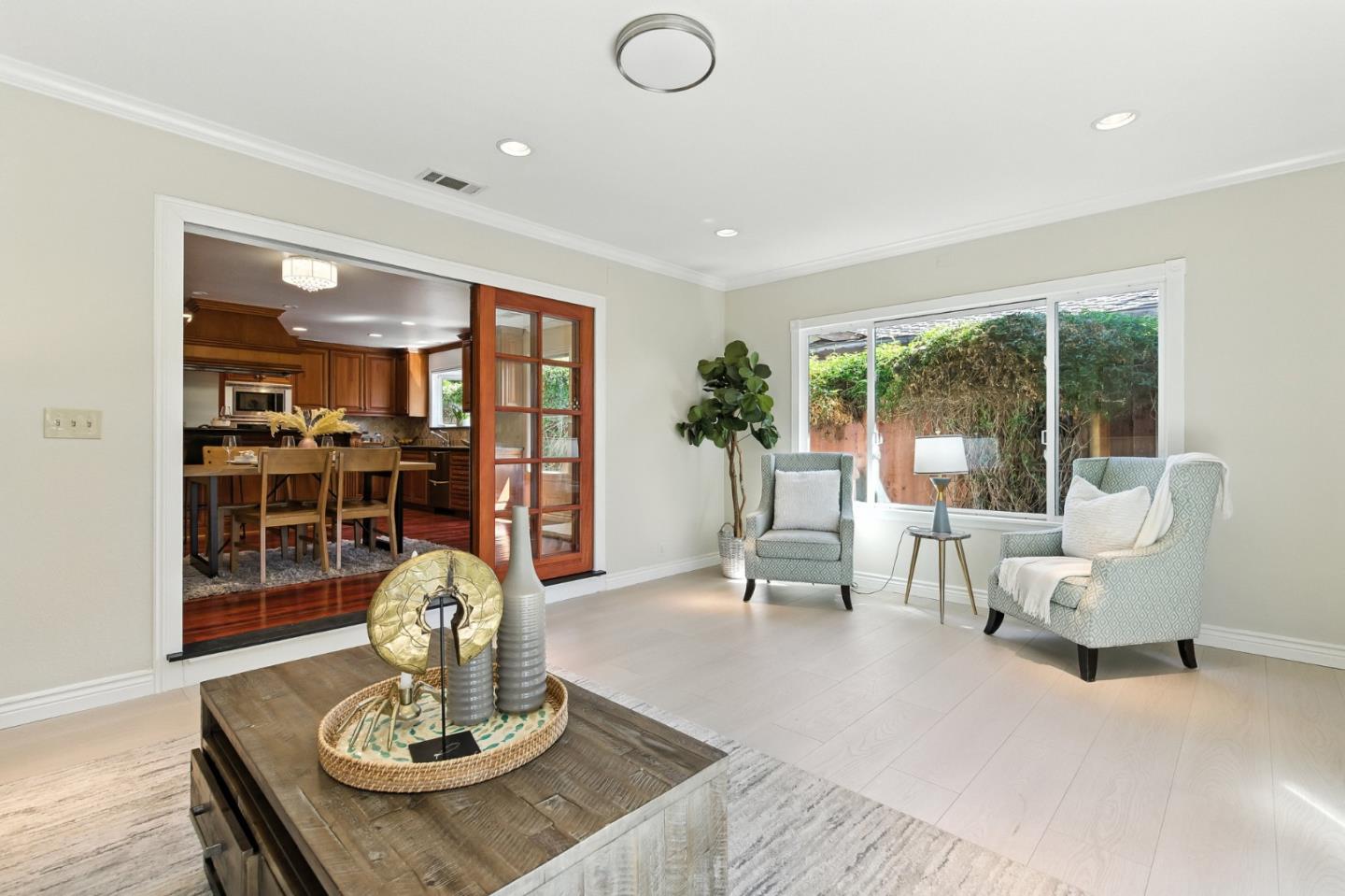 Detail Gallery Image 9 of 41 For 1932 Harris Ave, San Jose,  CA 95124 - 4 Beds | 3 Baths