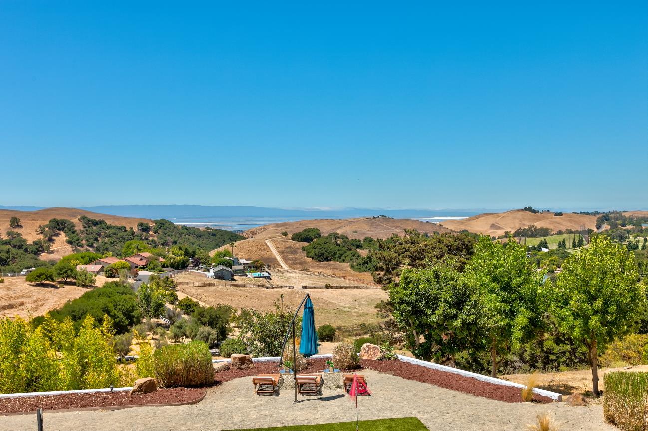 Detail Gallery Image 55 of 66 For 3415 Spring Creek Ln, Milpitas,  CA 95035 - 3 Beds | 2/1 Baths