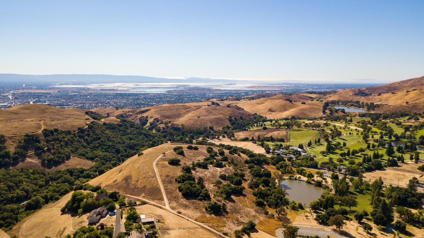 Detail Gallery Image 63 of 66 For 3415 Spring Creek Ln, Milpitas,  CA 95035 - 3 Beds | 2/1 Baths