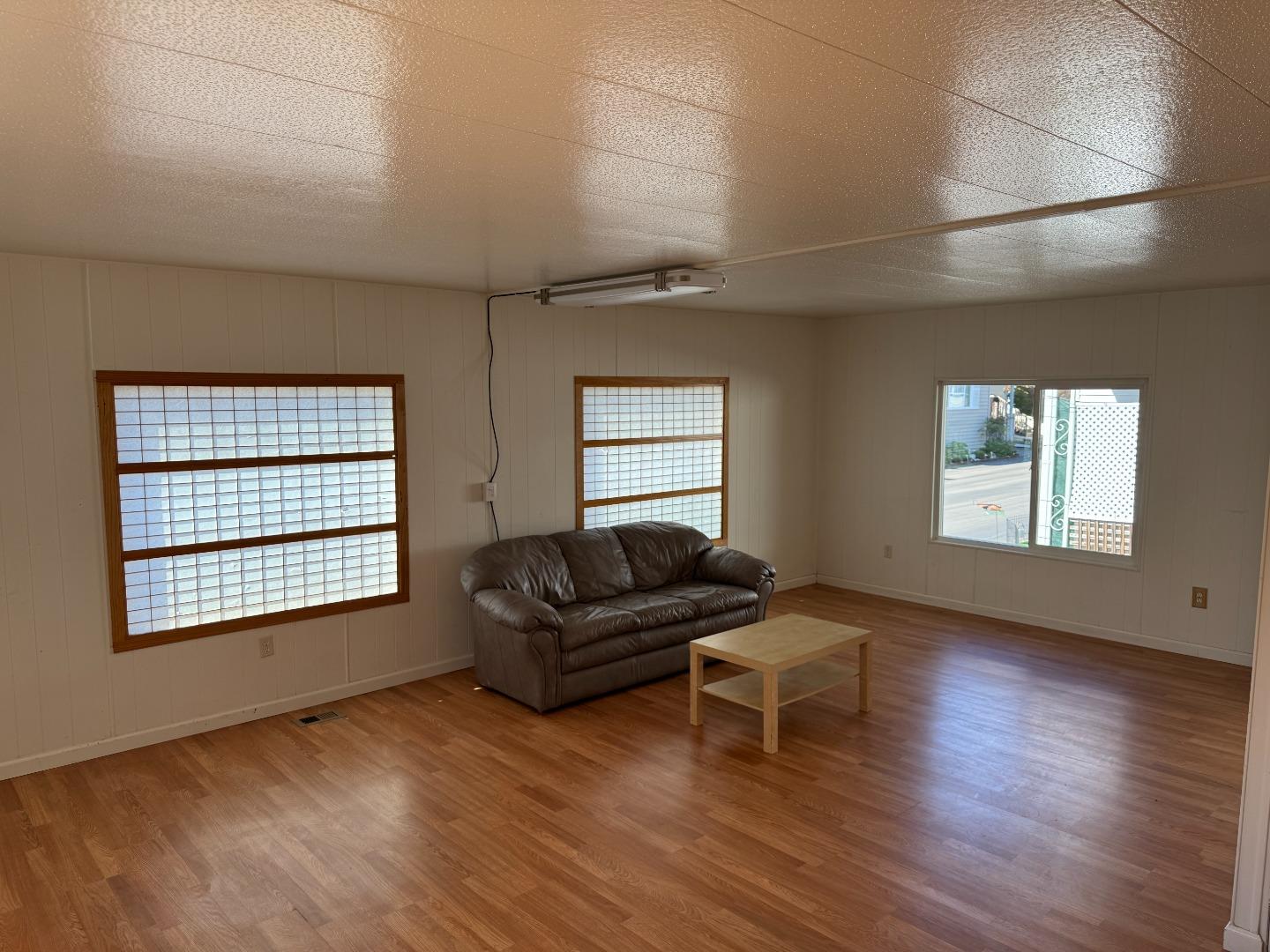 Detail Gallery Image 8 of 22 For 4425 Clares #7,  Capitola,  CA 95010 - 2 Beds | 2 Baths