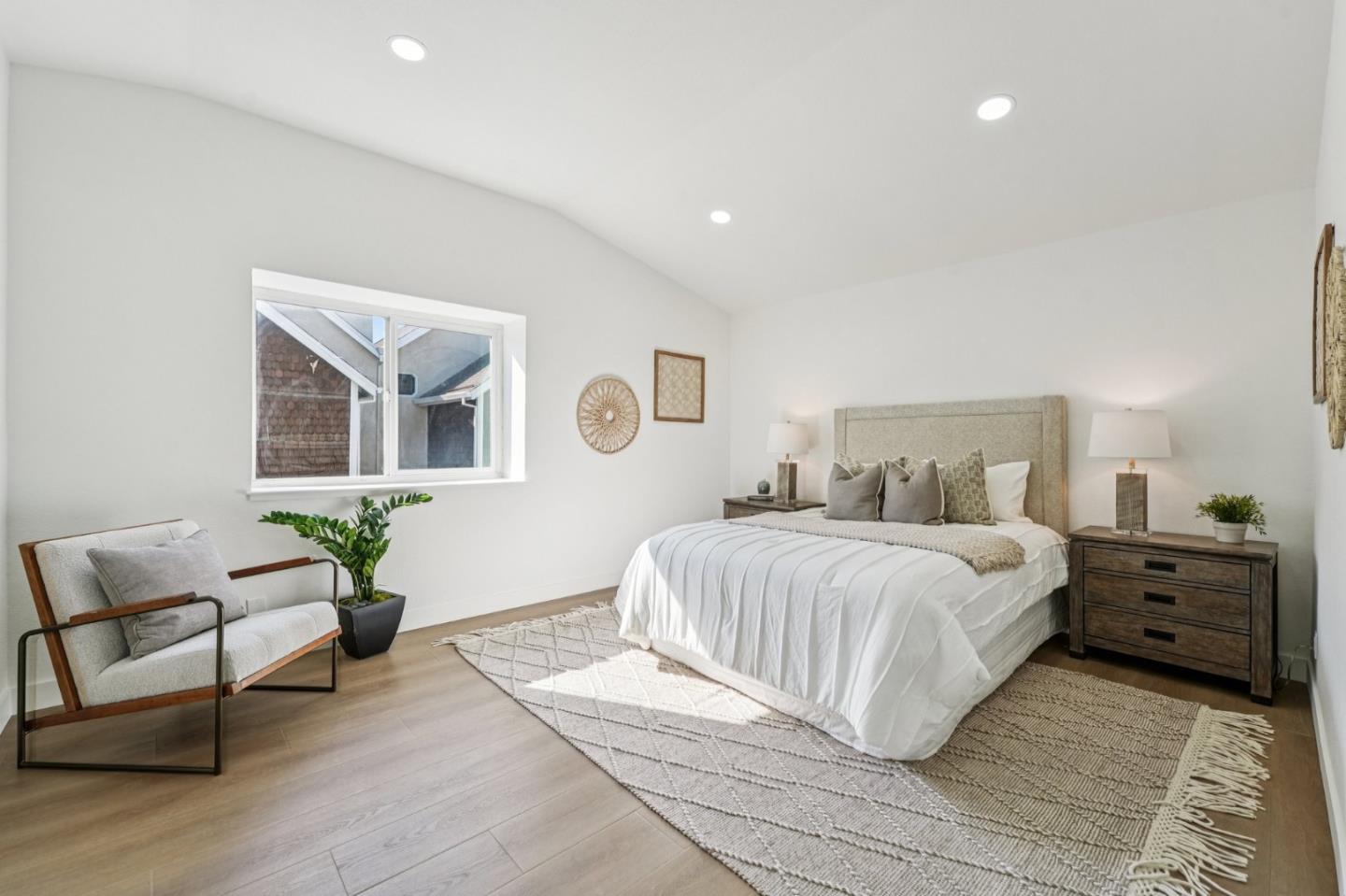 Detail Gallery Image 17 of 50 For 1741 Abington Ct, San Jose,  CA 95131 - 3 Beds | 2/1 Baths