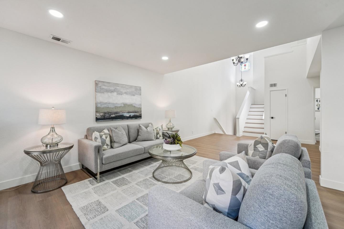 Detail Gallery Image 3 of 50 For 1741 Abington Ct, San Jose,  CA 95131 - 3 Beds | 2/1 Baths