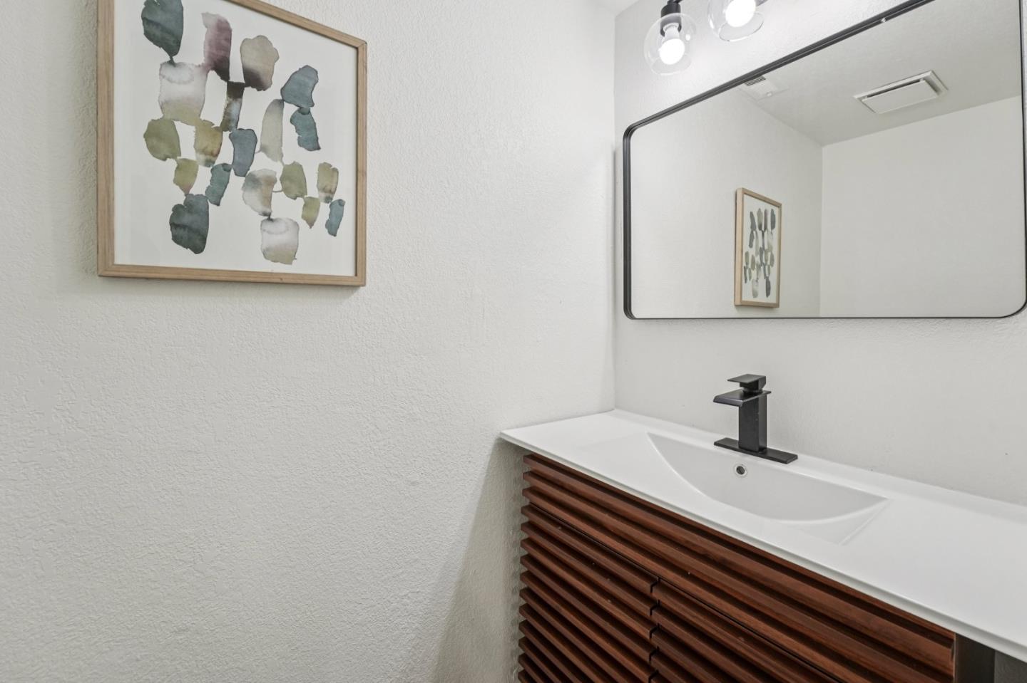 Detail Gallery Image 43 of 50 For 1741 Abington Ct, San Jose,  CA 95131 - 3 Beds | 2/1 Baths