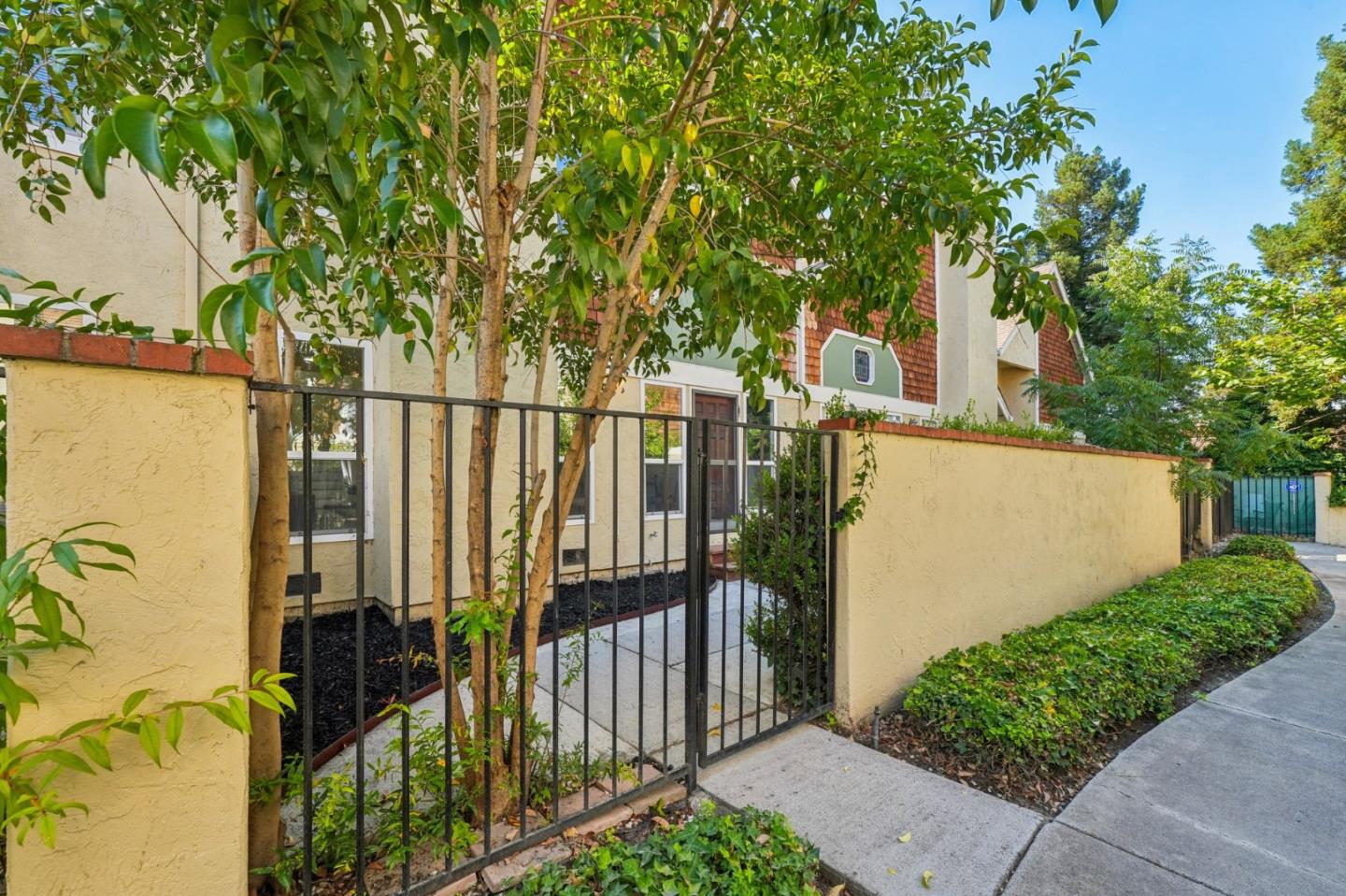 Detail Gallery Image 44 of 50 For 1741 Abington Ct, San Jose,  CA 95131 - 3 Beds | 2/1 Baths
